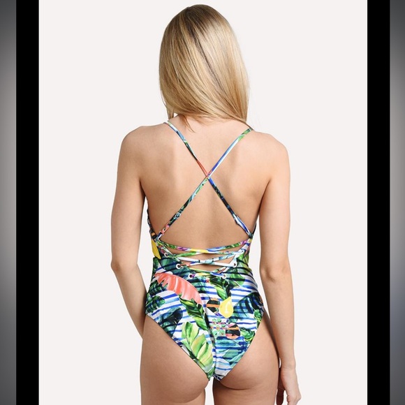 Red Carter Shore Club Juliette Maillot One Piece Swimsuit Size M (8) - Picture 4 of 12